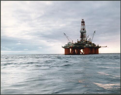 Shell's "Nymphea" oil rig, Bass Strait, Victoria, 1983 [picture] / Wolfgang Sievers