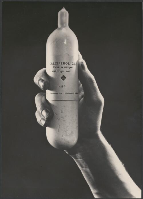 Medical Advertisement, 1950 [picture] / Wolfgang Sievers