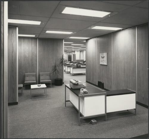 Reception and offices of the AMP offices, Melbourne, 1970 [picture] / Wolfgang Sievers