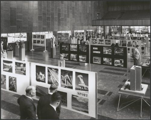 Architecture exhibition at Wilson Hall, University of Melbourne, 1956, [2] [picture] / Wolfgang Sievers