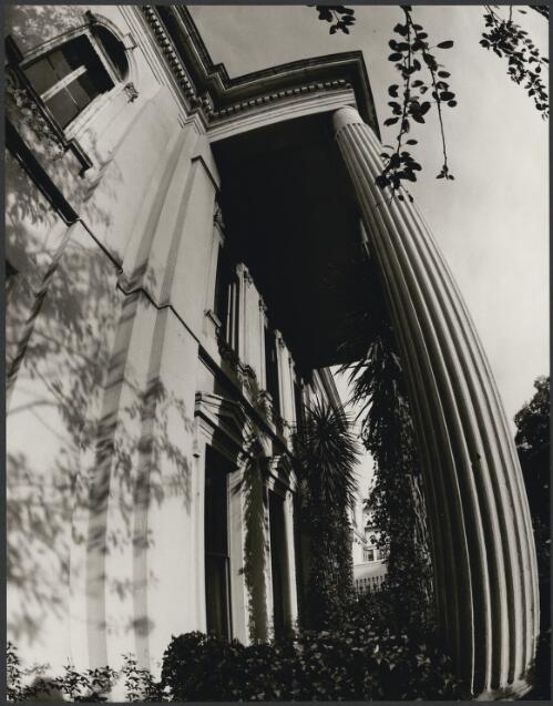 Front entrance of Clarendon Terrace, Clarendon St., East Melbourne, 1977, 8 [picture] / Wolfgang Sievers
