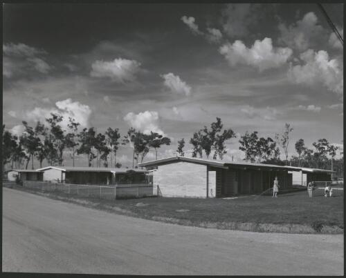 Comalco housing at Weipa, Cape York, Queensland, 1964, [2] [picture] / Wolfgang Sievers