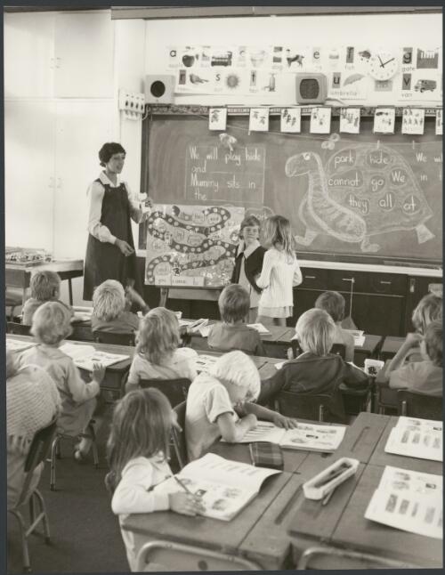 Hamersley Iron, teacher with her class in a primary school at Dampier, Western Australia, 1977, 2 [picture] / Wolfgang Sievers