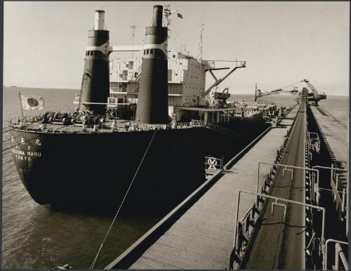 Hamersley Iron, iron ore loading, Dampier, Western Australia [10] [picture] / Wolfgang Sievers