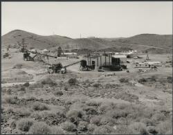 Nullagine Blue Spec gold mine, Western Australia, 1975, 4 [picture]