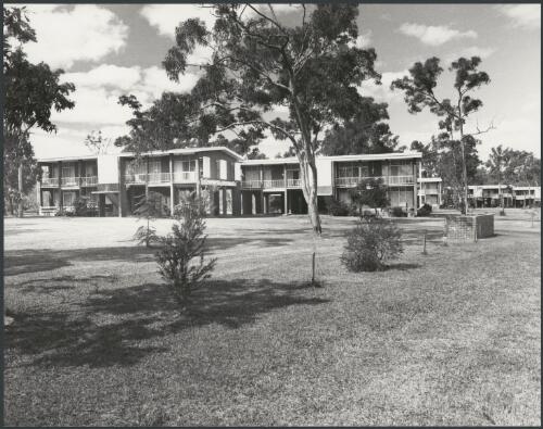 Nhulunbuy Area School, Arnhem Land, Northern Territory 1977, 3 [picture] / Wolfgang Sievers