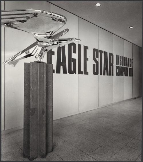 Interior of Eagle Star Insurance Building, Adelaide, architects Yuncken Freeman, 1969 [picture] / Wolfgang Sievers