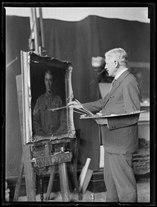 Artist Sir John Campbell Longstaff painting a portrait, New South Wales, 27 February 1930 [picture]