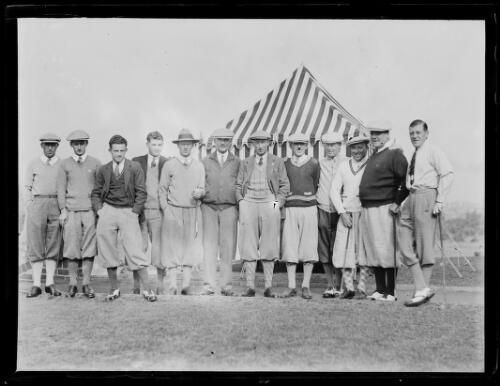 Golfers lined up before teeing off in the first round of the Australia Open at Kensington, New South Wales, ca. 1931 [picture]