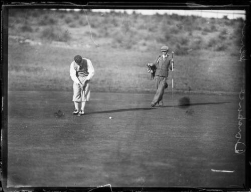 Don Spence hitting a golf ball, New South Wales, ca. 1930, 3 [picture]