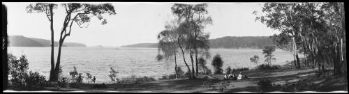 Panorama of Taylors Point, Pittwater, New South Wales, 2 [picture] / EB Studios