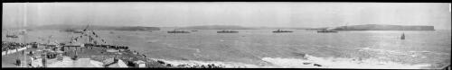 Panorama of Sydney Harbour with Special Service Squadron and warships at a distance, Middle Head, Sydney, 9 April 1924 [picture] / EB Studios