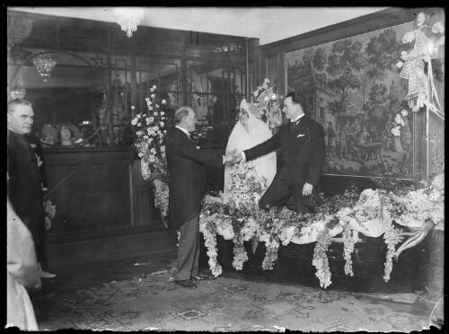 Man congratulating newly married Toti Dal Monte and Enzo de Muro Lomanto at their wedding, Sydney, 24 August 1928 [picture]