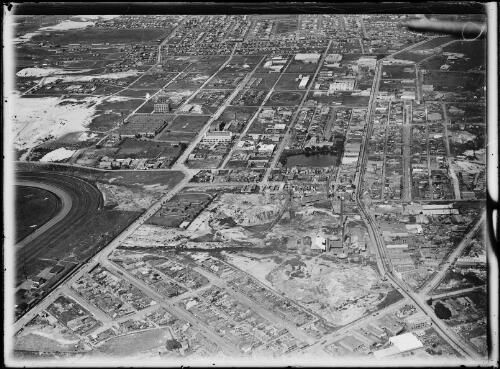 Aerial view of the suburbs of Waterloo to Botany, Sydney, ca. 1930s [picture]
