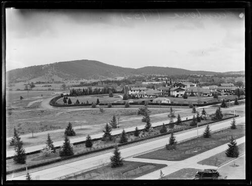 Hotel Canberra, Commonwealth Avenue, Canberra, 1933 [picture]