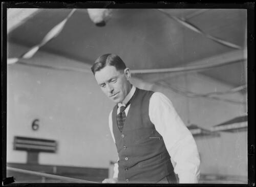 Billiards champion Fred Lindrum, New South Wales, ca. 1920 [picture]