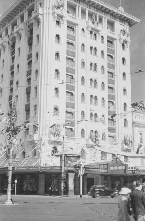 T. & G. Mutual Life Society building on the corner of King William Street and Grenfell Street, Adelaide, South Australia, December 1936, 1 / Bruce Mauger Watson