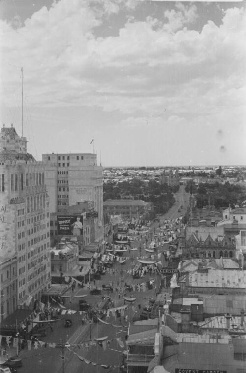 View looking down along King William Street, Adelaide, South Australia, December 1936, 2 / Bruce Mauger Watson