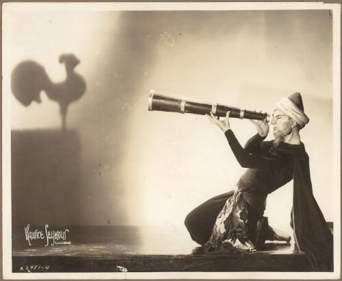 Portrait of Harcourt Algeranoff as the Astrologer in Le coq d'or, Ballets Russes, ca. 1930s [picture] / Maurice Seymour