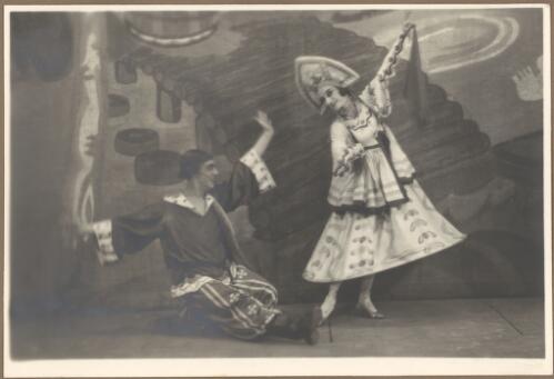 Anna Pavlova and Harcourt Algeranoff in Danse russe (Russian dance), [2] [picture]