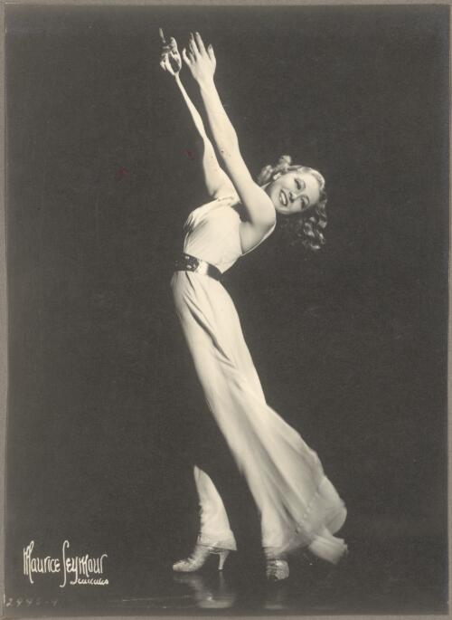 Studio portrait of Irina Baronova, Ballets Russes [2] [picture] / Maurice Seymour