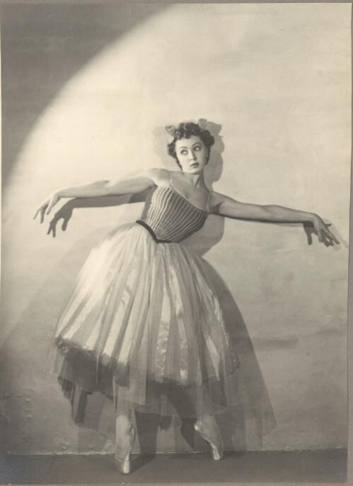 Irina Baronova in La concurrence, Ballets Russes, ca. 1930s [picture]