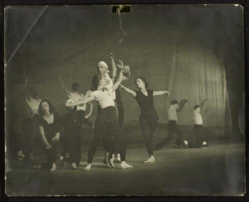 Artists of The Covent Garden Russian Ballet, including Sono Osato, Paul Petroff, Anna Volkova and Raissa Kouznetsova, rehearsing Choreartium, [ca. 1938] [picture]