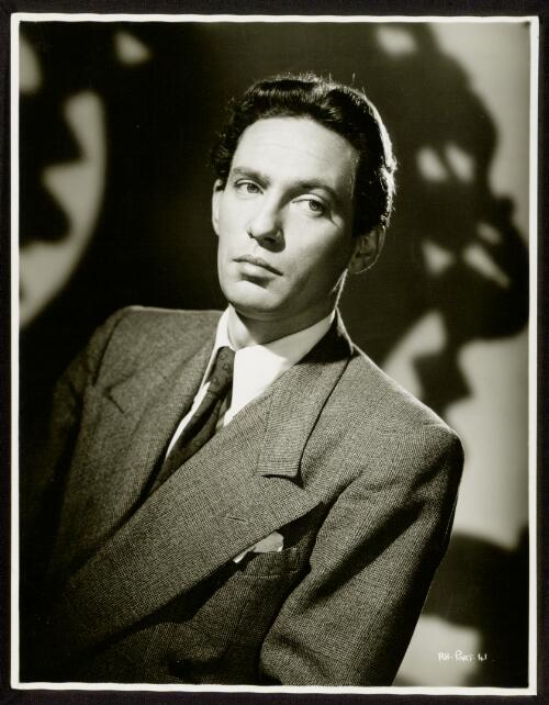 Portrait (head & torso) of Peter Finch, 1951 [picture]