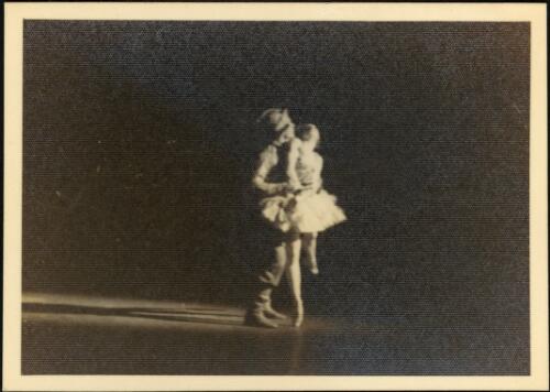 Two unidentified dancers of the Monte Carlo Russian Ballet in L'oiseau de feu, 1936 or 1937, [1] [picture]