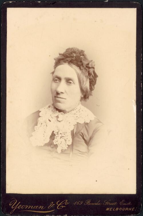 Portrait of Annie Hodgson [picture] / Yeoman & Co