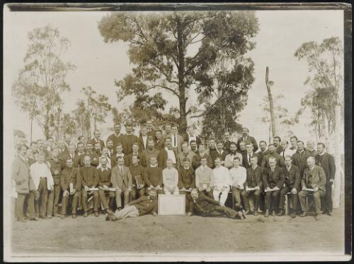 Liedertafel GCC [adult male choir, German Concentration Camp, New South Wales, 1914-1919] [picture]