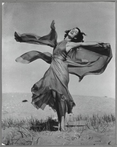 Bodenwieser Ballet open air performance, featuring Hilary Napier, 1940 [picture] / Margaret Michaelis