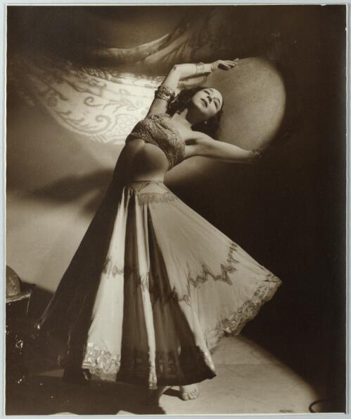 Portrait of Jean Raymond Day of the Bodenwieser Ballet, 1940's [picture] / Richard McKinney