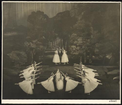 Ballet Guild production of Les sylphides, 1947 with Laurel Martyn [picture] / Jean Stewart