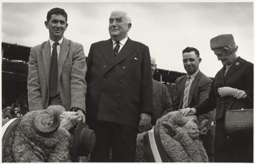 Prime Minister Sir Robert Menzies at the Royal Easter Show, Sydney, New South Wales, 1964 / Jeff Carter