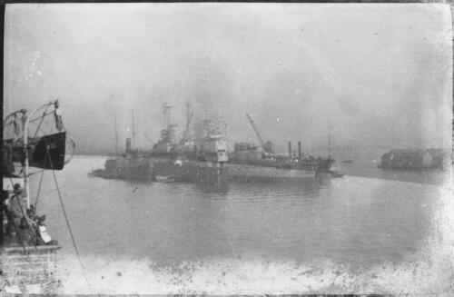 Warship off the coast, England, 1918 / Michael Terry
