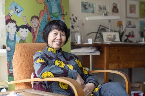 Portrait of Gabrielle Wang, Melbourne, Victoria, 6 September, 2022, 3 / Anna Zhu