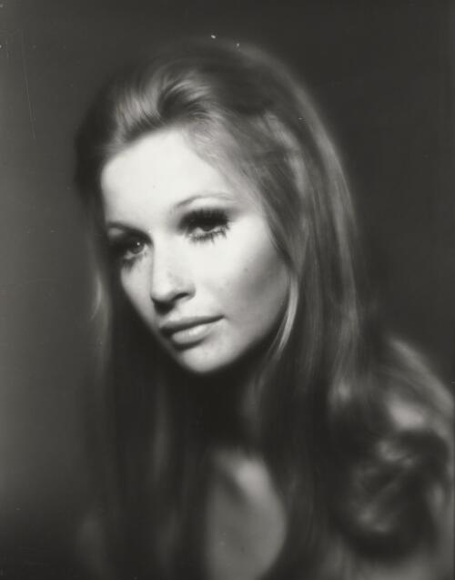 Portrait of a fashion model with long hair, approximately 1968, 1 / Athol Shmith