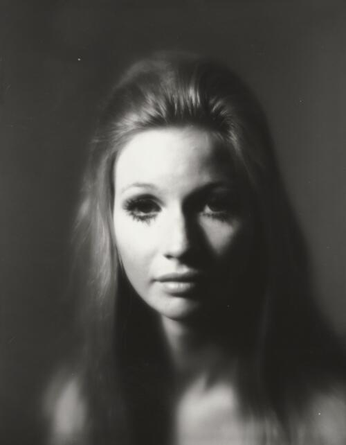 Portrait of a fashion model with long hair, approximately 1968, 2 / Athol Shmith