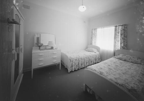 Bedroom with a double and single bed, Sydney, approximately 1942