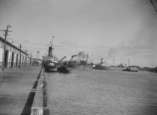 Ships in Newcastle Harbour, Newcastle, New South Wales, 1949, 4