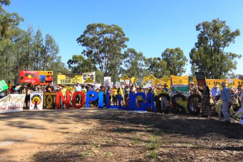 Blockade of the Narrabri Gas Project site at Leewood by the Pilliga Push anti-CSG group, New South Wales, 20 February 2016 / Dean Sewell