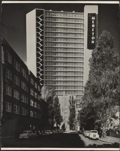 Hotel Mereton, Sydney, 1960 / Max Dupain